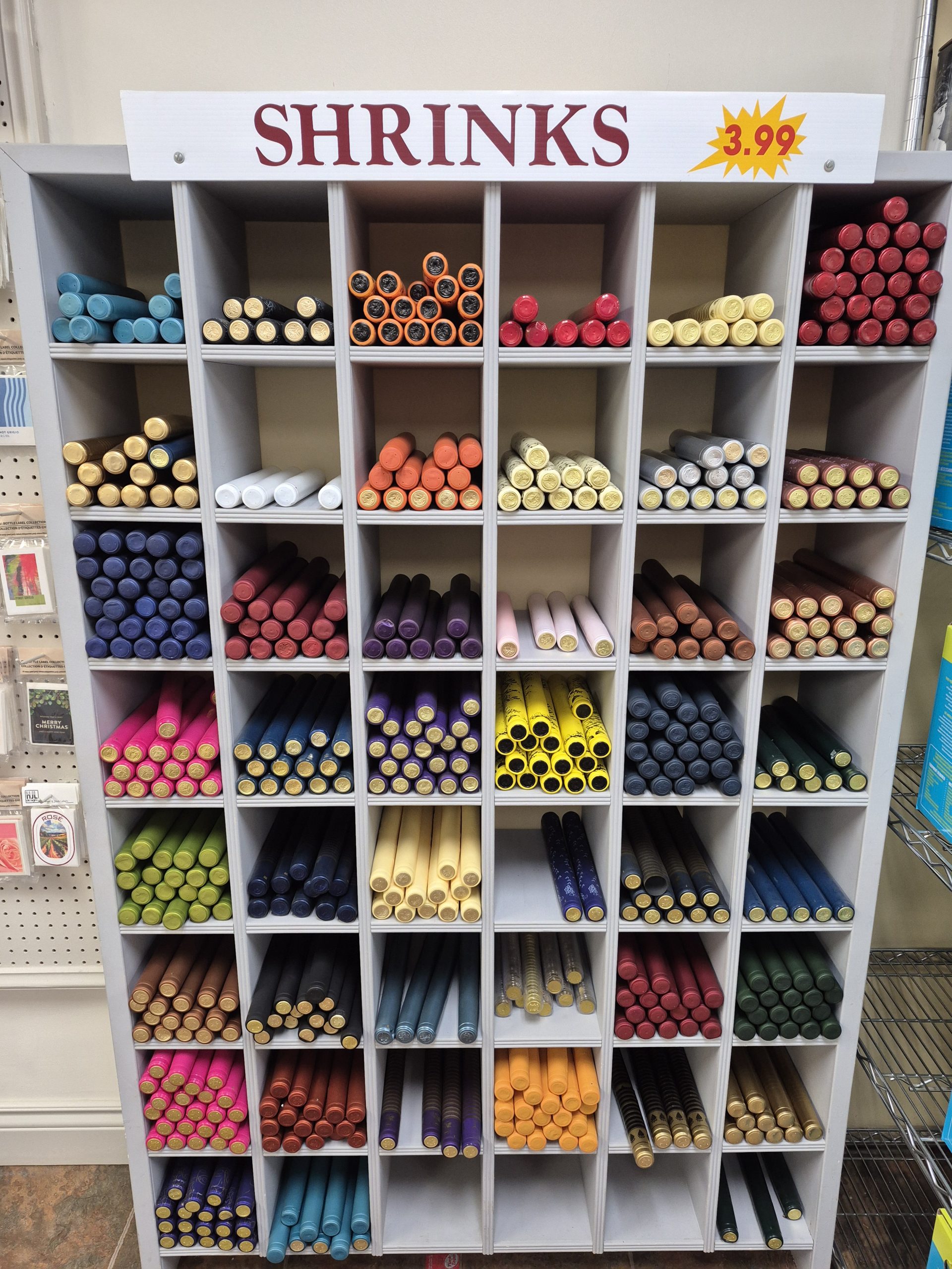 Decorative heat shrink capsules for a clean, professional bottle finish. Not required for bottling — purely aesthetic. Pack of 30.